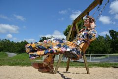 T3-E13-Sur-la-balançoire